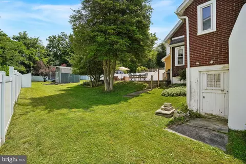 Exterior - 971 Henry Ave, Wayne, PA 19087 photo 4 of 7