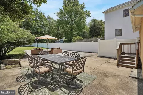 Exterior - 971 Henry Ave, Wayne, PA 19087 photo 3 of 7