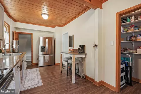 Entry Way - 971 Henry Ave, Wayne, PA 19087 photo 2 of 2