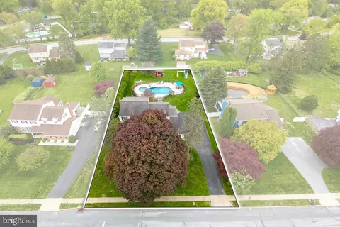 View/Area - 380 Devon Dr, Exton, PA 19341 photo 1 of 3