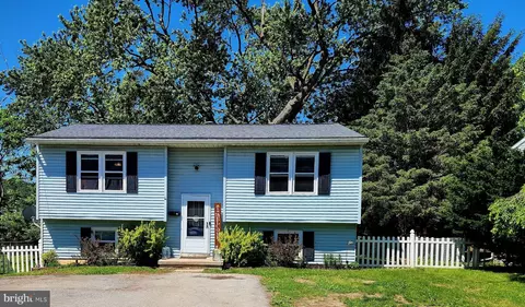 10 W 6th Ave, Coatesville, PA 19320