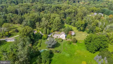 818 B Burrows Run Rd, Chadds Ford, PA 19317