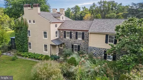 818 Burrows Run Rd, Chadds Ford, PA 19317