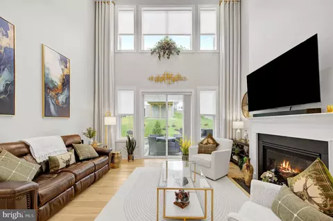 587 Trifecta Rd, Downingtown, PA 19335