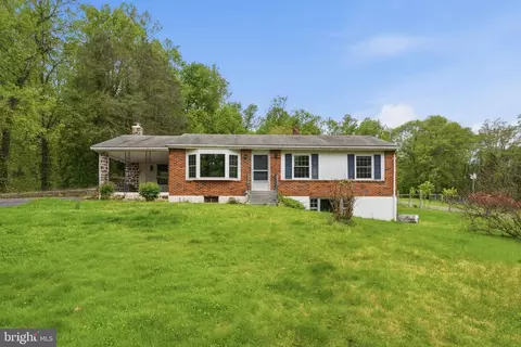 1975 Coventryville Rd, Pottstown, PA 19465