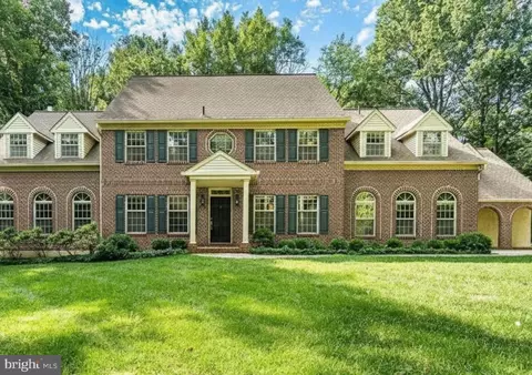 2 Bittersweet Dr, West Chester, PA 19382