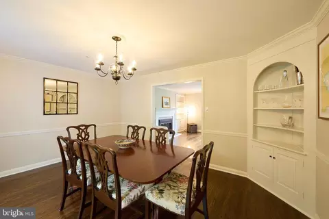 Dining - 135 Clover Hill Ln, Wayne, PA 19087 photo 2 of 3