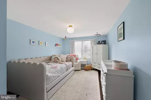 Bedroom - 135 Clover Hill Ln, Wayne, PA 19087 photo 5 of 13