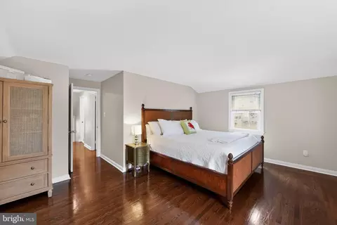Bedroom - 135 Clover Hill Ln, Wayne, PA 19087 photo 10 of 13