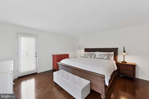 Bedroom - 135 Clover Hill Ln, Wayne, PA 19087 photo 2 of 13