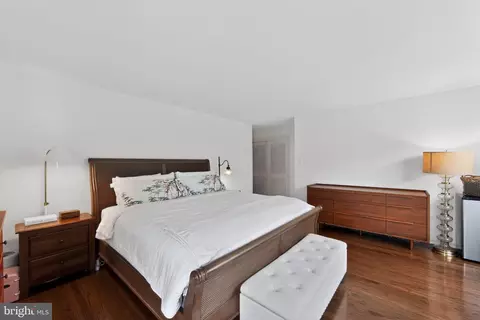 Bedroom - 135 Clover Hill Ln, Wayne, PA 19087 photo 3 of 13
