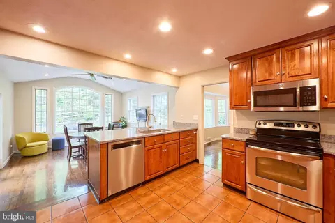 Kitchen - 135 Clover Hill Ln, Wayne, PA 19087 photo 1 of 3