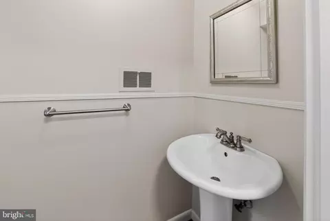 Other - 135 Clover Hill Ln, Wayne, PA 19087 photo 2 of 4
