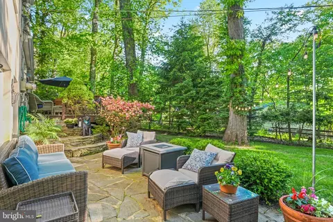 290 Forest Hills Cir, Devon, PA 19333 photo 24