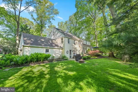 290 Forest Hills Cir, Devon, PA 19333 photo 26