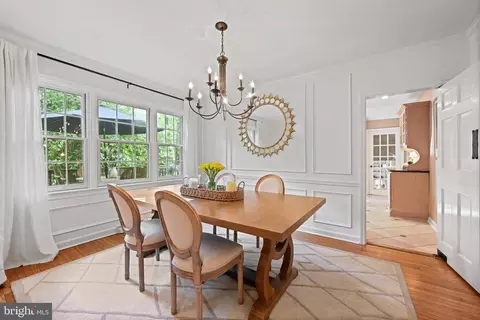 290 Forest Hills Cir, Devon, PA 19333 photo 8