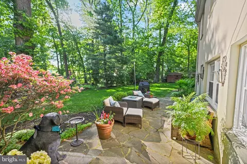 290 Forest Hills Cir, Devon, PA 19333 photo 25