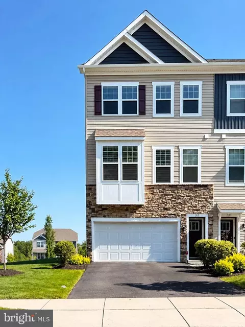 319 Dawson Pl, Downingtown, PA 19335