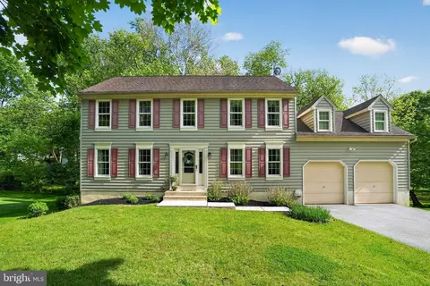 210 Gypsie Ln, West Chester, PA 19380