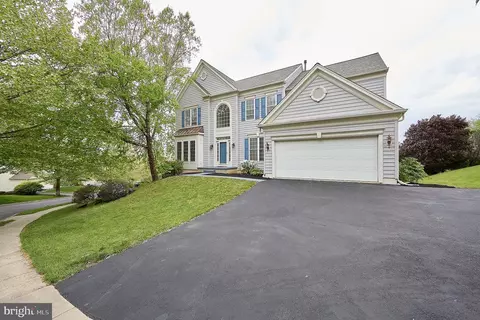 184 Magnolia Dr, Chester Springs, PA 19425