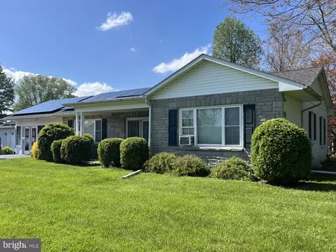 721 Hillcrest Dr, Atglen, PA 19310