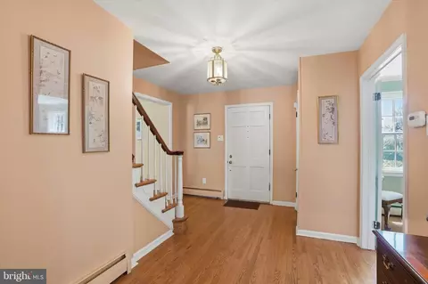 Entry Way - 851 Box Hill Ln, Wayne, PA 19087 photo 1 of 5