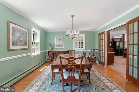 Dining - 851 Box Hill Ln, Wayne, PA 19087 photo 1 of 2