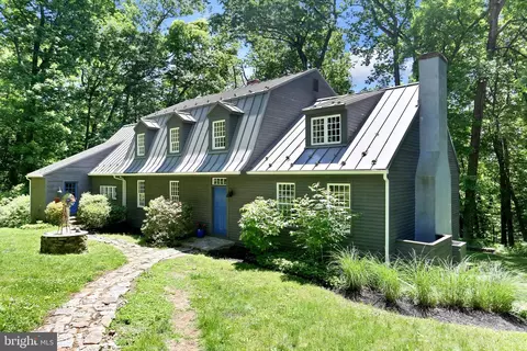 1242 Jaine Ln, Chester Springs, PA 19425