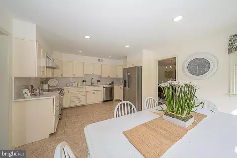 Kitchen - 495 Church Rd, Devon, PA 19333 photo 2 of 5