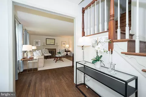 Entry Way - 495 Church Rd, Devon, PA 19333 photo 3 of 4