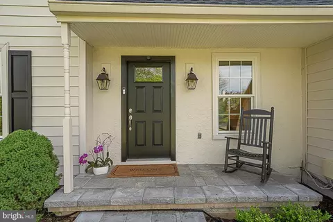 Exterior - 495 Church Rd, Devon, PA 19333 photo 3 of 10