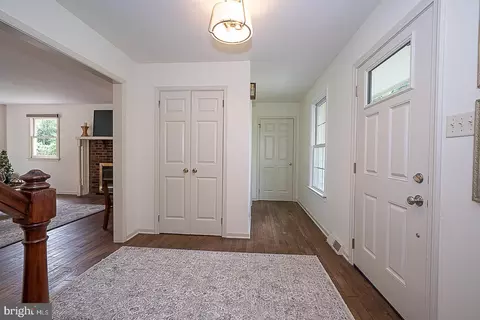 Entry Way - 495 Church Rd, Devon, PA 19333 photo 1 of 4