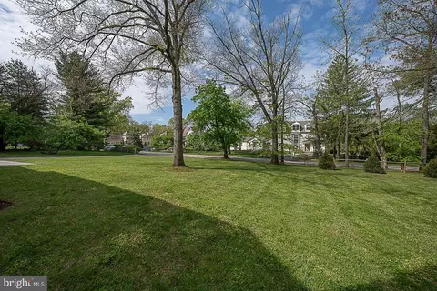 Exterior - 495 Church Rd, Devon, PA 19333 photo 4 of 10