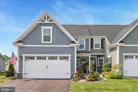 638 Thomas Penn Dr, West Grove, PA 19390