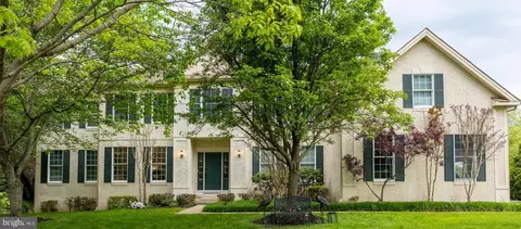 129 Berwick Dr, West Chester, PA 19382