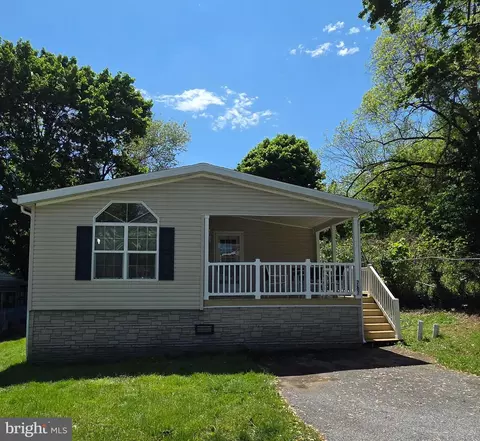 787 W Main St, Coatesville, PA 19320