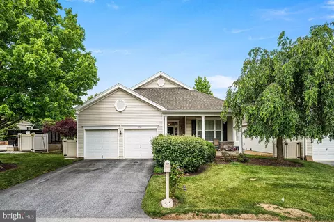 1368 Troon Ln, West Chester, PA 19380