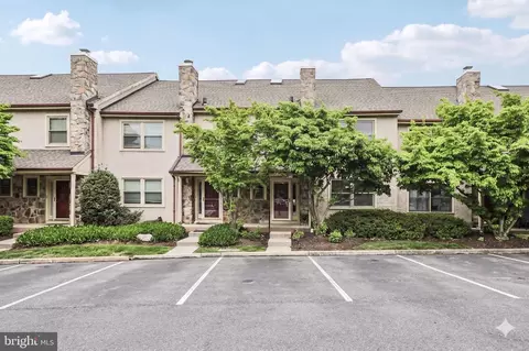 36 Independence Pl #36, Chesterbrook, PA 19087