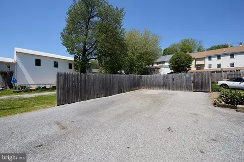 329 Front St, Parkesburg, PA 19365