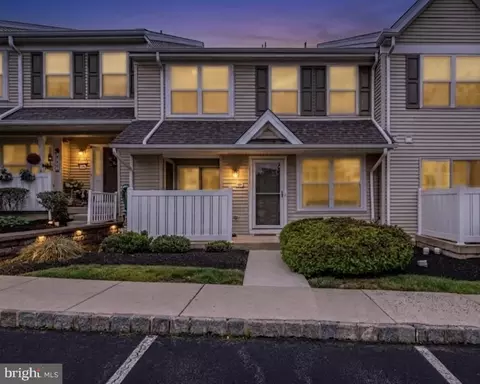 30 Granite Ln #7, Chester Springs, PA 19425