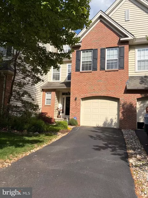 232 Deepdale Dr #44, Kennett Square, PA 19348