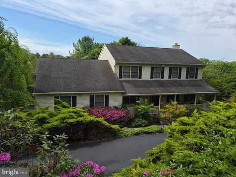 100 Noble Dr, Downingtown, PA 19335