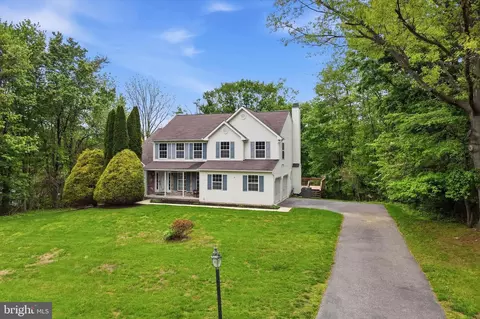403 Millwood Ln, Coatesville, PA 19320