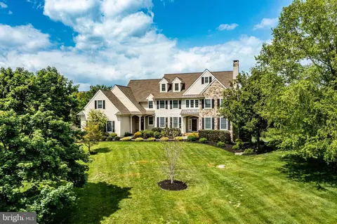 301 Lisa Ln, Kennett Square, PA 19348