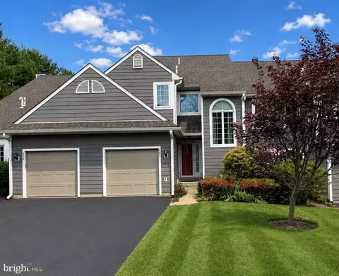 405 W Village Ln, Chadds Ford, PA 19317