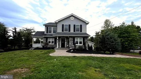 1216 Township Line Rd, Phoenixville, PA 19460