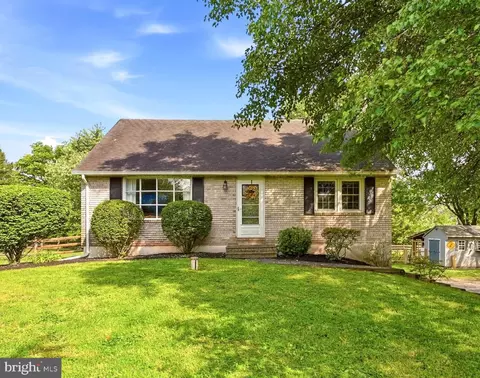 60 Roberts Cir, Pottstown, PA 19465