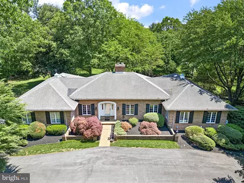1 Ridge Run Rd, Chadds Ford, PA 19317