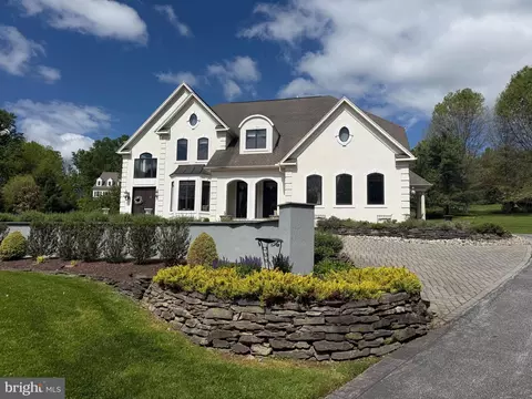 411 Red Clay Dr, Kennett Square, PA 19348