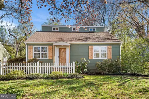 1240 E Strasburg Rd, West Chester, PA 19380